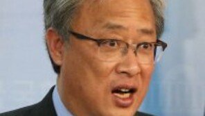 안철수-유승민, 통합 공식선언…유성엽 “安. 한국 떠나는 상황 꼭 오길”