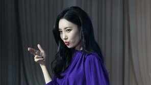 선미 ‘주인공’, 英 히트곡 표절 의혹…“가사만 바꿔 부른 수준” 지적까지