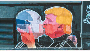 [책의 향기]과거를 손에 쥔 권력, 대중을 길들이다