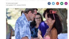 알츠하이머로 아내 기억 잃은 남편의 청혼…특별한 두 번째 결혼식