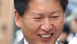 정청래 “MB 조카 이동형, 젊은 MB…능청떠는 것도 닮아” 