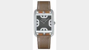 [Q매거진]젊어지더니 인기가 늘었네… ‘제28회 스위스고급시계박람회’ 개최