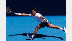 정현 “4강 진출 이뤄내 정말 행복…아직 대회는 안 끝났다”