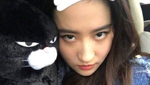 ‘송승헌과 결별’ 유역비, 장난기 가득한 셀카 공개