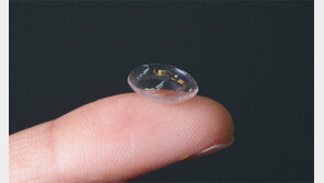 혈당 재는 ‘소프트 콘택트렌즈’