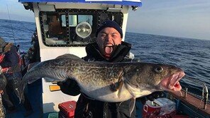 “9짜 대구 월척”…마이크로닷, ‘도시어부’서 잡은 대물 자랑