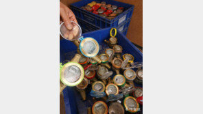 SNS ‘#얼었다’ 인증샷 속출…수도계량기·세탁기 얼었을 때 대처법 보니?