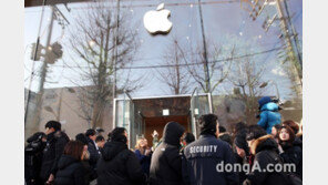 [동아포토]애플스토어 국내 첫 오픈.. 인산인해