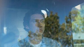 ‘하루하루를 그럭저럭 산다는 것, 그 자체가 예술이야’…패터슨이 속삭였다