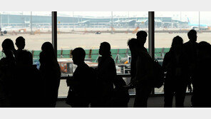 다음달 2일부터 공항 보안검색 강화…“평소보다 30분 일찍 도착해야”