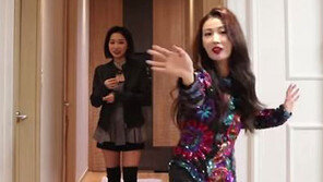 [대박! 이거 봤어?] 정반대 스타일의 친구와 옷 바꿔 입어보세요