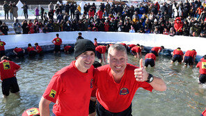 인제 빙어축제, 강추위에 4년 만의 ‘화려한 부활’