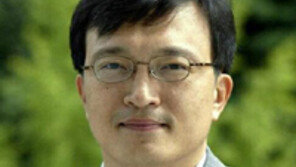 김의겸 靑 대변인 내정자, 문 대통령과 어떤 인연있나 봤더니 …