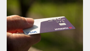 7월부터 IC 카드 의무... 마그네틱 방식 간편결제도 못쓰나?