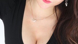 [레이싱걸 화보]‘샛별’ 최하니, 무술년 최고 기대주 