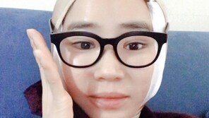 윤현숙, 얼굴에 붕대 감고…“양악 후 턱·목 처져 리프팅 수술”