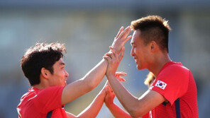 김신욱 머리에 맞았다하면 그물 ‘출렁’