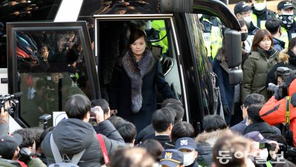 北주민 “현송월, 1호 사진 같다”, “합성 같다”…어떤 사진?