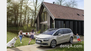 시트로엥, ‘그랜드 C4 피카소’ 399만원 할인… 다자녀 가구 혜택 652만원