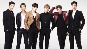 [연예뉴스 HOT5] 택연 제외 2PM 멤버, JYP와 재계약