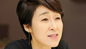 [연예뉴스 HOT5] 상품권 임금 ‘동상이몽’ PD, SBS 떠나