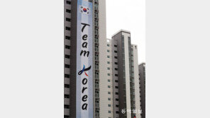 친해진 여자아이스하키, 이참에 남북 같은 방?