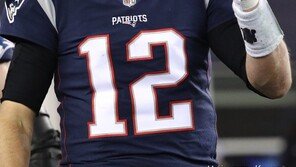 톰 브래디vs닉 폴스, 2018 슈퍼볼 키워드는 ‘백업 QB의 반란’