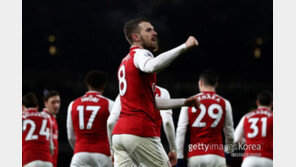 [통신원리포트]  아스널, 에버턴의 상반된 분위기