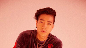 [연예뉴스 HOT5] 주노플로, 게임 ‘UFC 3’ OST 참여