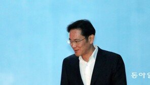 특검, 이재용 집행유예 석방에 즉각 “상고”…삼성은 “재판부에 경의”