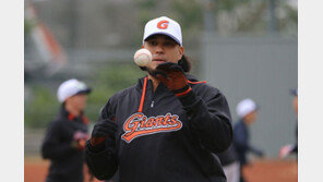 대만 입성 듀브론트, “롯데서 2013년 보스턴 캠프 분위기”