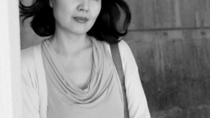 최영미 시인 성추행 폭로詩 ‘괴물’ 논란에…“설마 그 분이” vs “근거도 없이” 시끌 