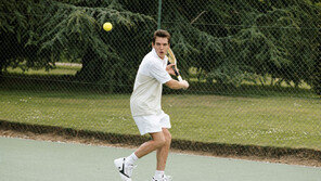 [이 영화] 테니스만큼 아슬아슬한 네 남녀의 욕망과 갈등