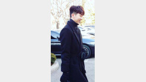 ‘경희대 아이돌’ 의심 받는 조권 측근 “정말 억울해하더라…학교 열심히 다녀”