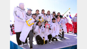 [현장리포트] ‘와글와글’ 모두가 하나된 강릉선수촌 입촌식 풍경