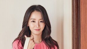 [스타패션]‘황금빛 내 인생’신혜선, 칼린과 함께한 SS 시즌 화보 공개
