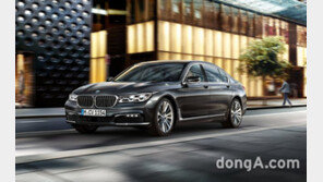 맥 못 추는 ‘BMW’… 벤츠 이어 포르쉐까지 가세 ‘7시리즈 굴욕’