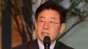 이재명, 이재오 향해 “전 대통령 아니라 그 조부라도 죄 지으면 처벌 받아야”