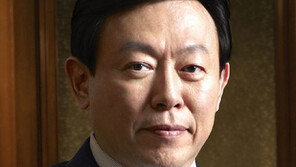 패닉에 빠진 롯데…신사업 먹구름