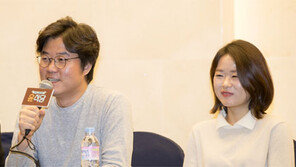 “윤식당은 판타지… 누구나 훌쩍 떠나고픈 마음 있잖아요”