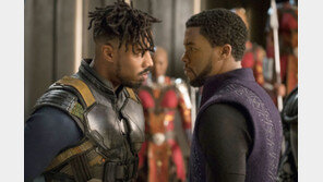 설연휴 휩쓴 흑인 히어로 ‘블랙팬서’ 관객수 1위