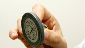 “의사·변호사가 최고” 서울 부모 10명 중 6명, 자녀 직업으로 ‘전문직’ 기대