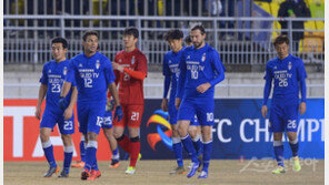 권순태에 막혀 선두 내준 수원 삼성