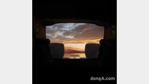 롤스로이스 최초 SUV ‘컬리넌’, 버튼 누르면 칵테일 테이블 연출