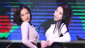 [동아포토]씨엘씨 예은-은빈, 섹시 눈빛