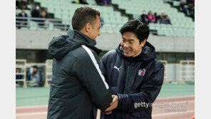 ‘1년만에 우승컵 3개’ 윤정환, 亞 정상을 꿈꾼다