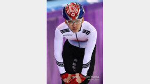 ‘쇼트트랙 남자 500m’ 황대헌銀, 임효준銅…우다징 ‘금메달’ 획득