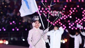 디자인만 6개월…평창 개회식 빛낸 ‘눈의 여왕’