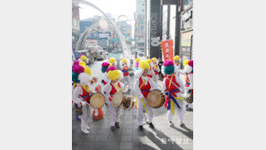 평안 기원하는 지신밟기