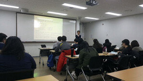 [공기업 감동경영]외국인 창업 돕는 ‘무역 아카데미’ 운영